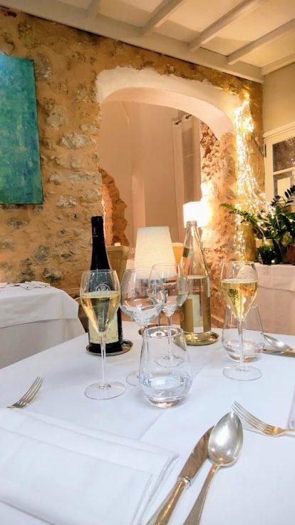 La carte des vins du restaurant l’Ambroisy à Vence dans les Alpes-Maritimes